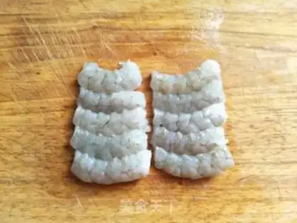 Make Pineapple greasy shrimp step 0
