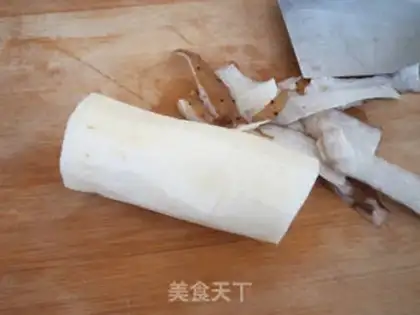 Make Eggs and goats step 1