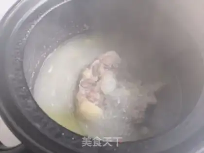 Make Crab-flavored cowtail soup step 3