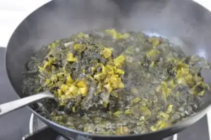 Make Sour sauce, fat noodle step 3