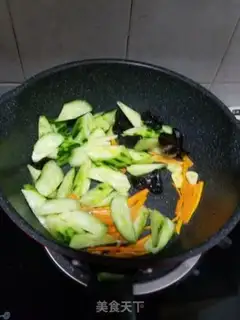 Make The cucumbers make black wood step 2