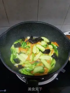 Make The cucumbers make black wood step 3
