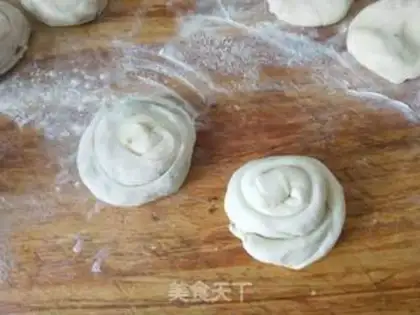 Make Sesame sauce cake step 5