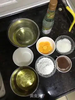 Make Chocolate early cake step 0