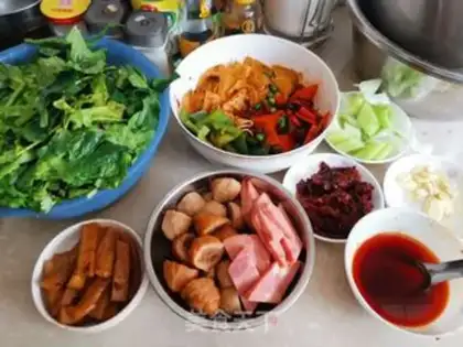 Make Spicy pot step 0