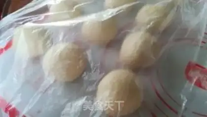Make Coconuts, caterpillar bread step 11