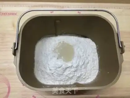 Make A thousand layers of coconut bread step 0
