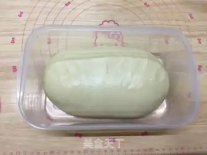 Make A thousand layers of coconut bread step 5