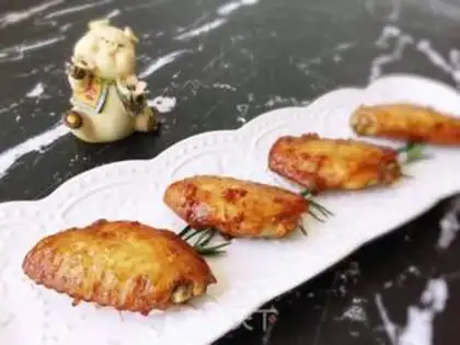 Make Honey, garlic chicken wings step 10