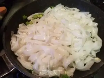 Make Lunch fried river powder step 7