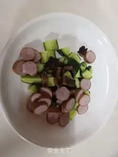 Make Fruit beef salad step 2