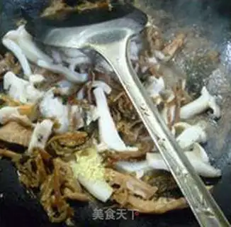 Make Scrambling squid step 6
