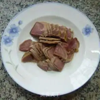 Make ♪ Mustard blue-dried pig tongue ♪ step 1