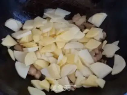 Make Five flowers with potatoes step 6