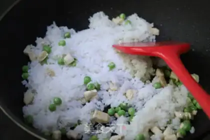 Make Pineapple chicken fried rice step 6