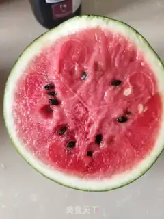 Make The watermelon trick step 0