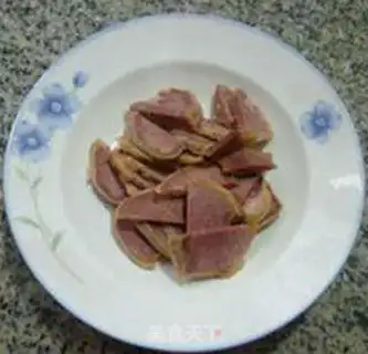 Make Suffering pig tongues onions step 1