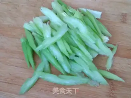 Make The raspberry celery step 3
