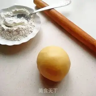 Make Hands on egg noodles step 2