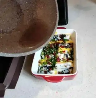 Make Three-coloured eggs step 3