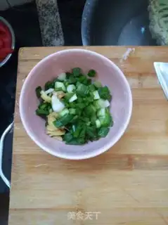 Make Tomato nutrient soup step 0