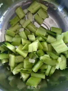 Make Smash the cucumber step 2