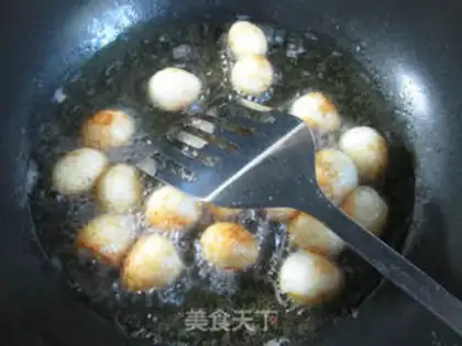 Make Tiger-skinned quail egg roasting chicken step 2