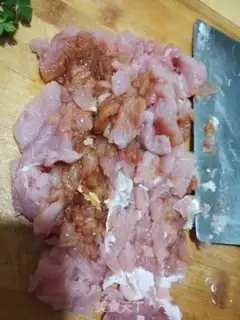Make Frozen pork dumplings step 2