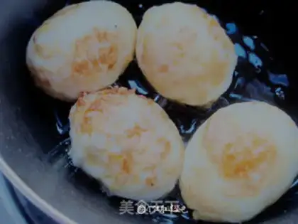 Make A beer-tied egg step 3