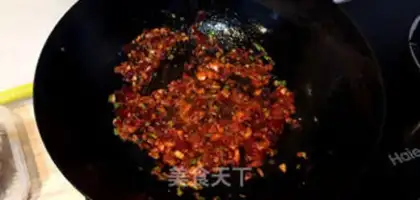 Make Red-hot elbow pig hoof step 2