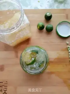 Make A green orange with honey step 5