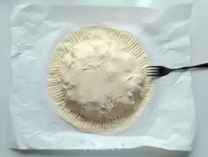 Make A greasy chicken pie step 6