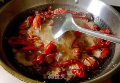 Make Garlic fan lobster step 4