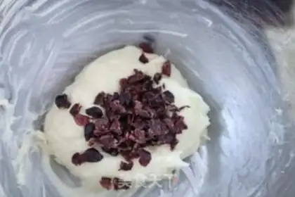 Make A cranberry potato bag step 2