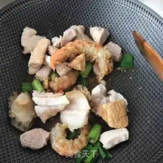Make Seafood pork halogens step 11