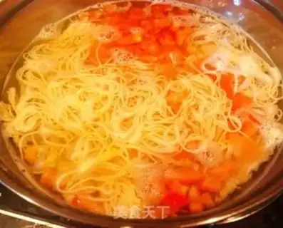 Make Tomato egg noodles step 3