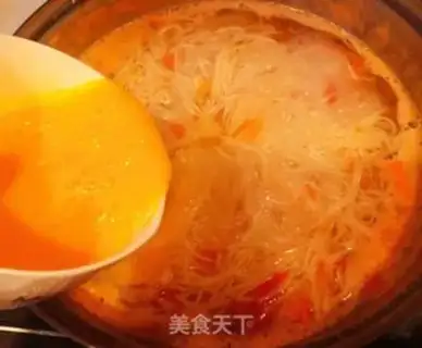 Make Tomato egg noodles step 4