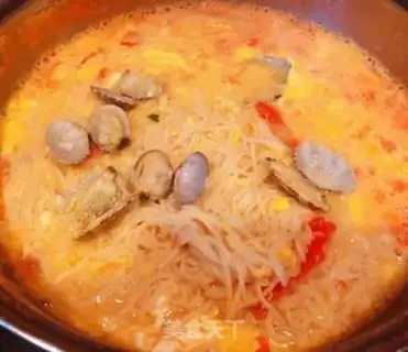 Make Tomato egg noodles step 5