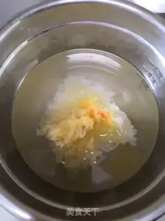 Make Pear silver ear soup step 0