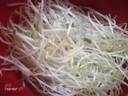 Make Soybean eggs fried river powder step 1