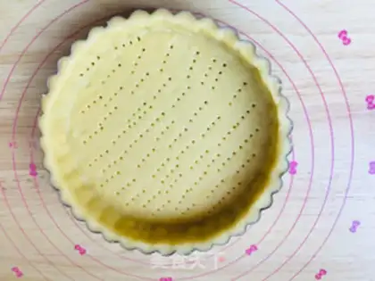 Make Chocolate Cardinal pie step 6