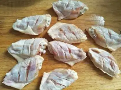 Make Red-burned chicken wings step 0