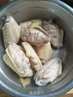 Make Red-burned chicken wings step 2