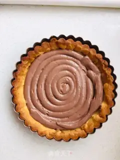 Make Chocolate Cardinal pie step 16