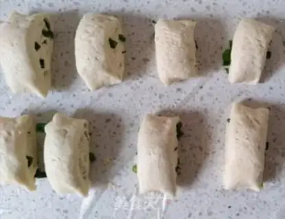 Make Small roll step 7