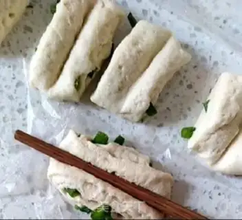 Make Small roll step 8
