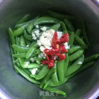 Make Sweets with oil step 3