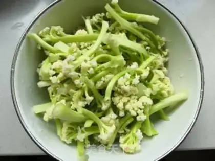 Make Five bouquets for organic vegetables step 0