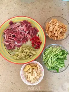 Make White pepper fried chicken step 1