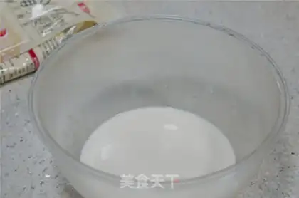 Make Coco towel rolls step 1
